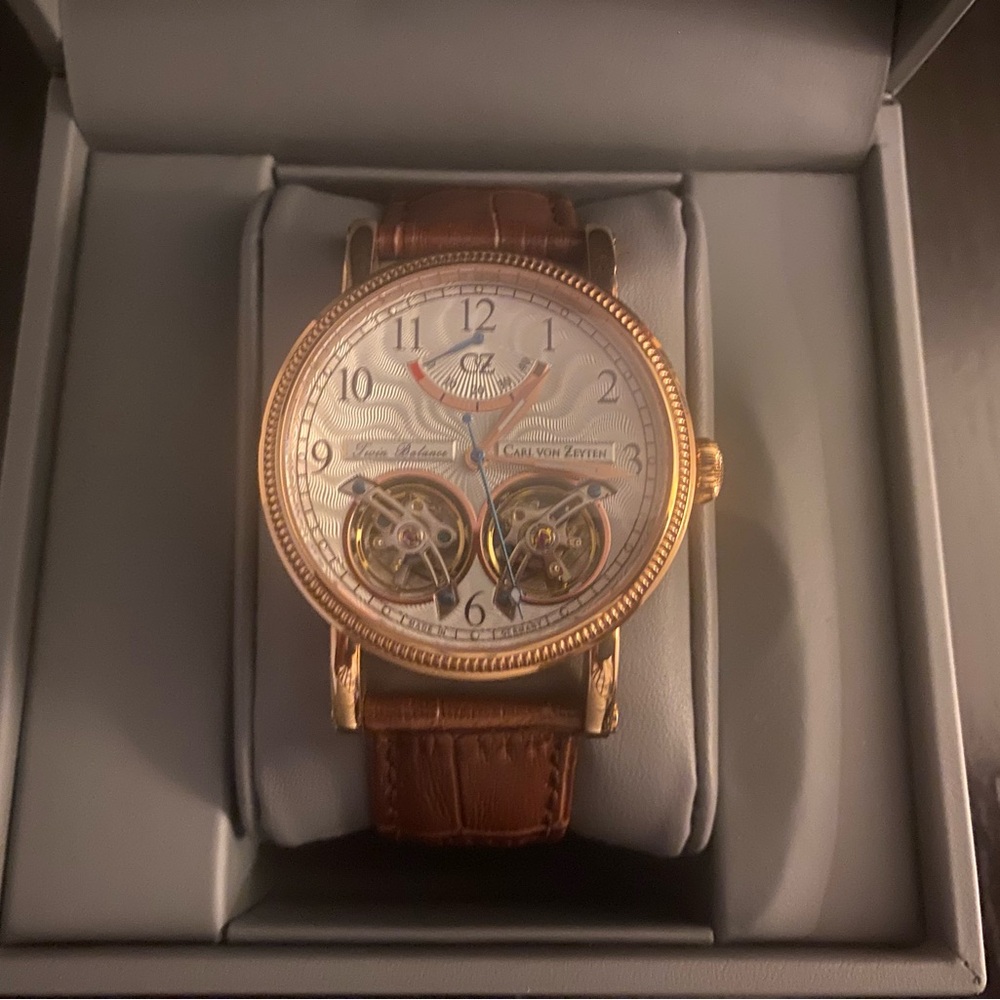 German Carl Von Zeyten Automic mens watch.
Stainless Steel limited edition.